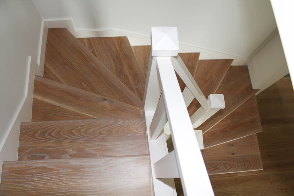 Escaleras y pasamanos Carpintería Joyla