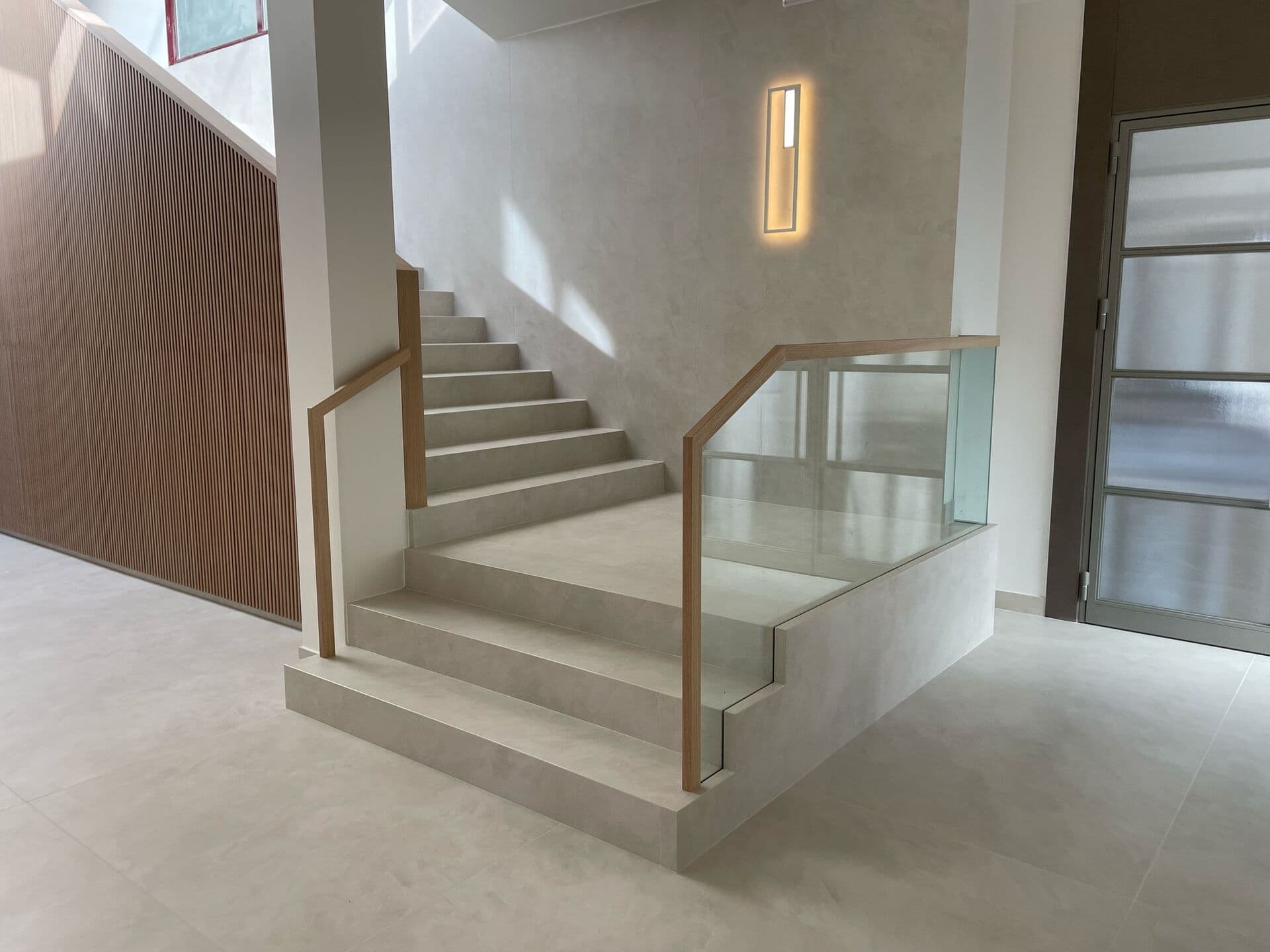Stairs and handrails Carpintería Joyla