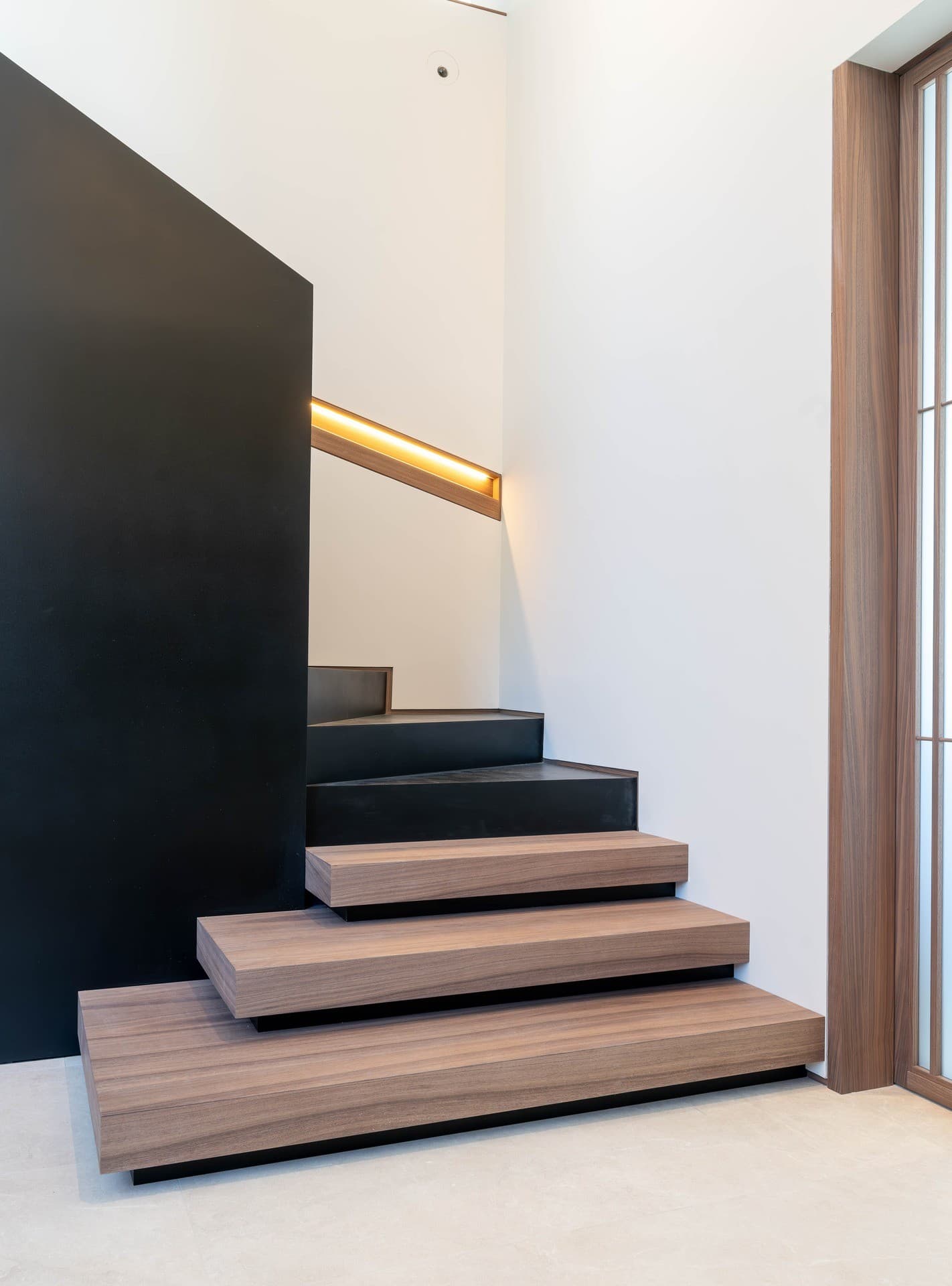 Stairs and handrails Carpintería Joyla